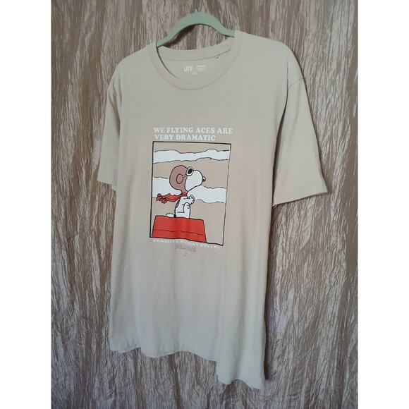 Uniqlo UT × Peanuts T Shirt Mens XL Beige Cotton Short Sleeve Snoopy Schultz - Picture 3 of 9
